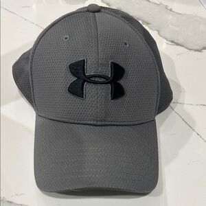 Under Armour Boys Charcoal Black Logo Hat